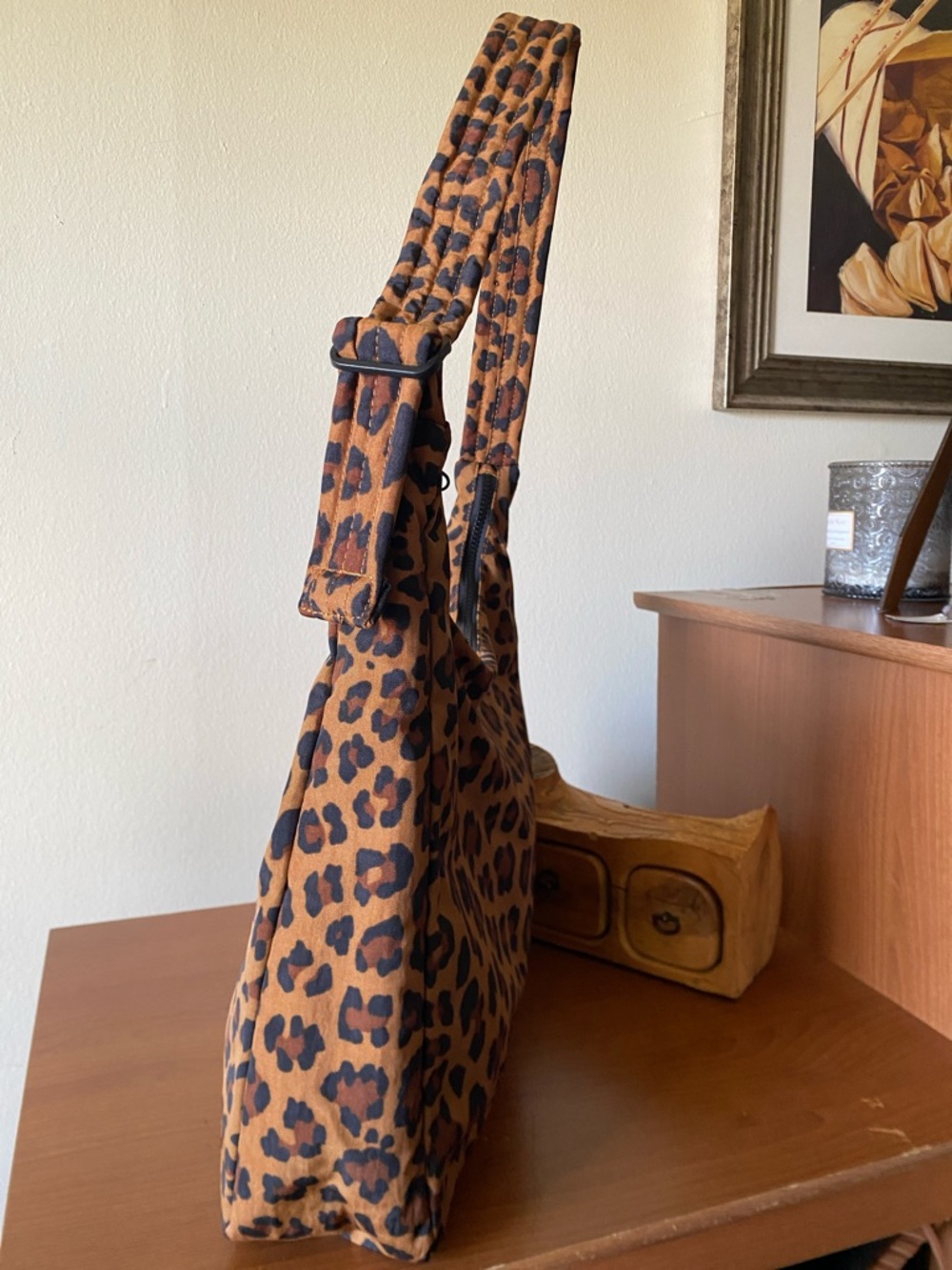 Baggu Leopard Print Nylon Shoulder Bag - Picture 3 of 6